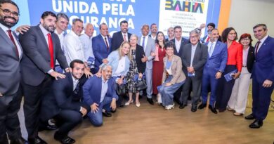 Deputada Cláudia consegue viatura para Polícia Técnica em Eunápolis