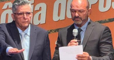 Sendo cassado pelo STF Jânio não terá mais a máquina na mão e aí?