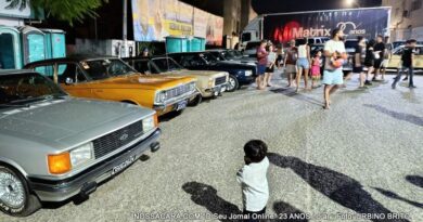 7º Encontro de Carros Antigos em Eunápolis
