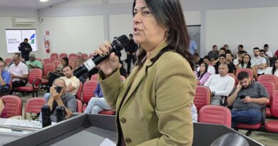 Vereadora Carmem quer incluir professores da educação infantil na carreira do Magistério