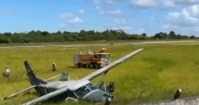 Avião da FAB sai da pista em Porto Seguro e 8 voos foram cancelados
