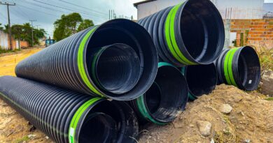 Prefeitura de Eunápolis amplia sistema de drenagem pluvial no Dinah Borges*