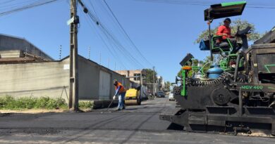 Eunápolis: Prefeitura já pavimentou mais de 110 mil m² em 18 meses