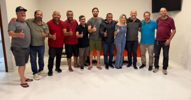 Jantar define apoio de 11 vereadores à reeleição de Valdiran na Câmara de Eunápolis