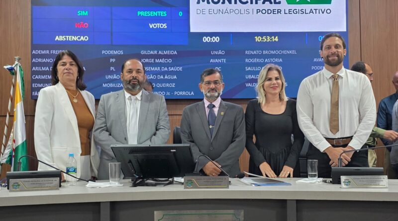 Câmara de vereadores elege nova Mesa Diretora em Eunápolis 