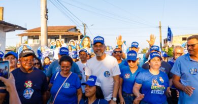 Robério faz grande caminhada no Juca Rosa em apoio à reeleição da deputada estadual Cláudia Oliveira